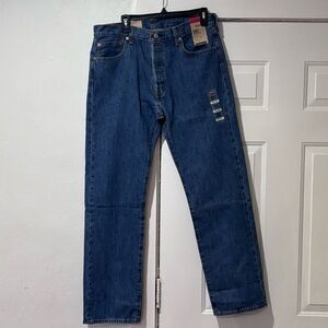 Levi’s 501 Jeans Men’s 34x32 Straight Leg Button Fly Medium Stonewash